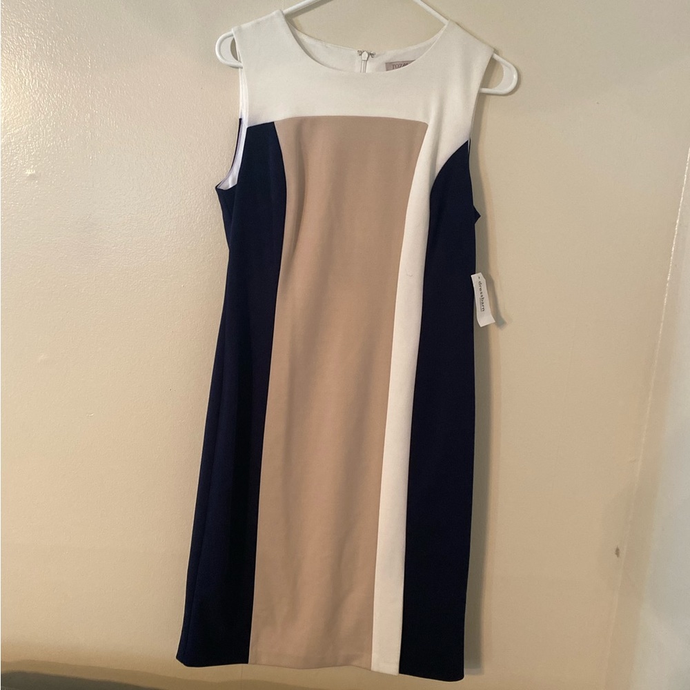 ROZ & ALI - Women’s Dress - Size 4
